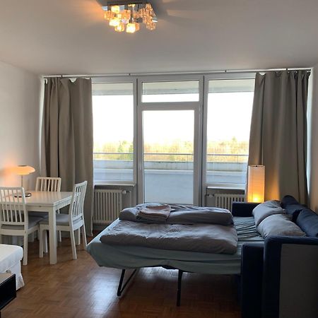 Business Messe Apartment & Wellness Spa Дюссельдорф Экстерьер фото