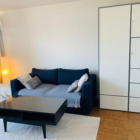 Business Messe Apartment & Wellness Spa Дюссельдорф Экстерьер фото
