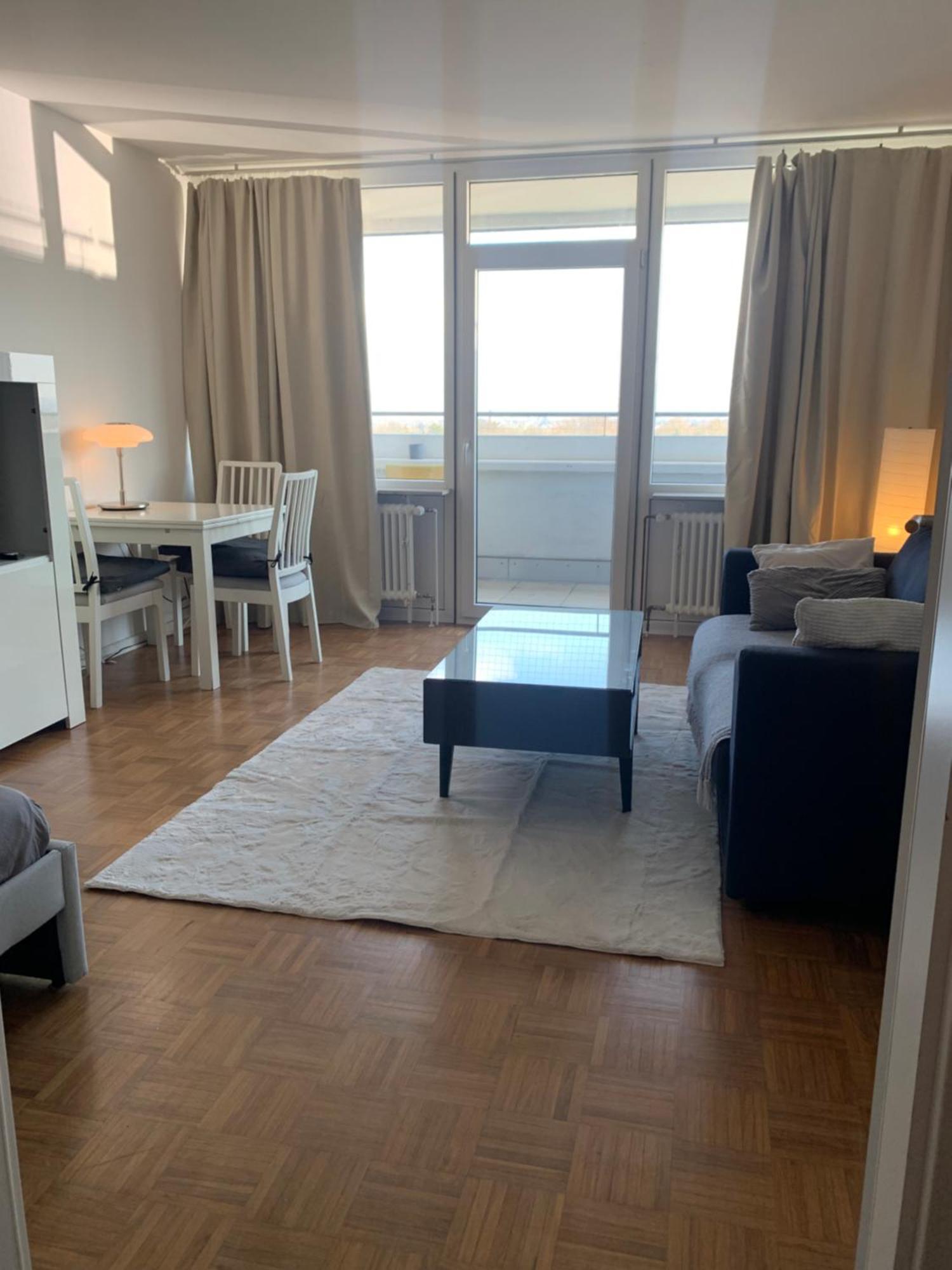 Business Messe Apartment & Wellness Spa Дюссельдорф Экстерьер фото
