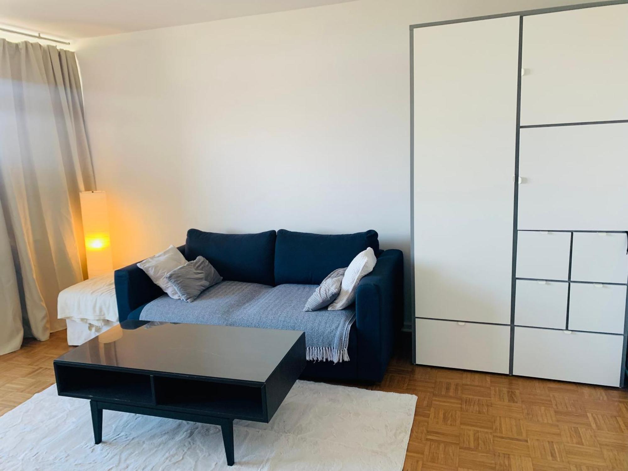 Business Messe Apartment & Wellness Spa Дюссельдорф Экстерьер фото